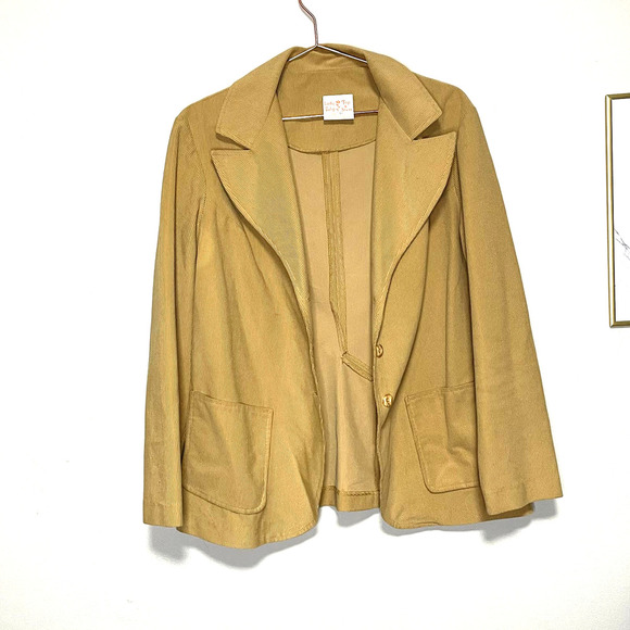 Vintage Lady Tulip Light Tan Front Button Womens Blazer size 38 - Picture 9 of 10